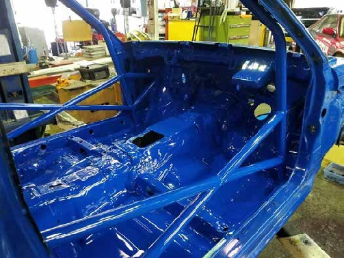 競技車両製作：ロールケージ・室内塗装
